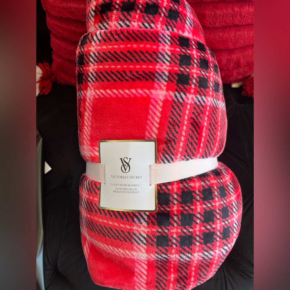 Victoria's Secret Red and Black Plaid Throw